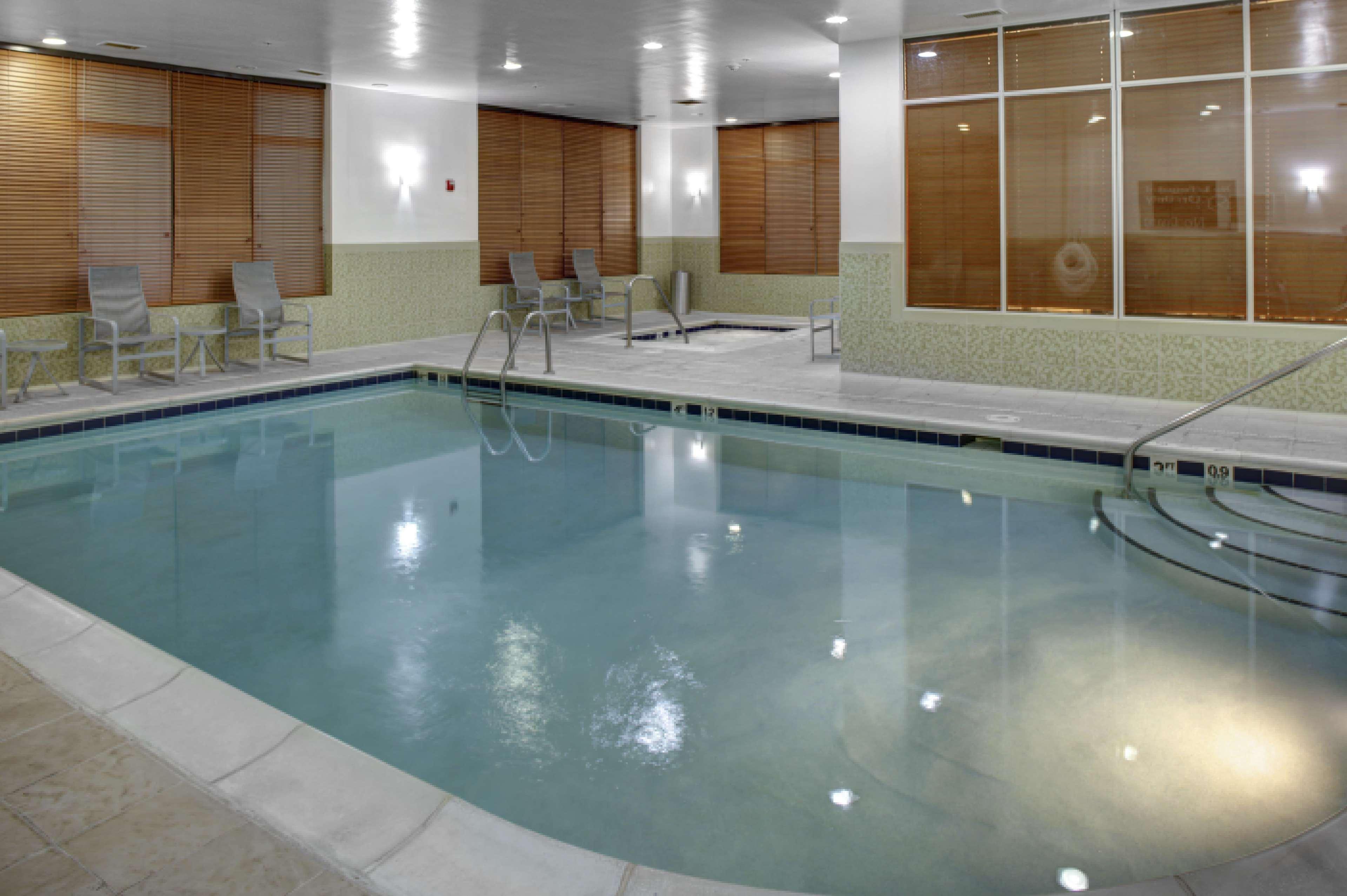Hampton Inn Petersburg - Southpark Mall Colonial Heights Buitenkant foto