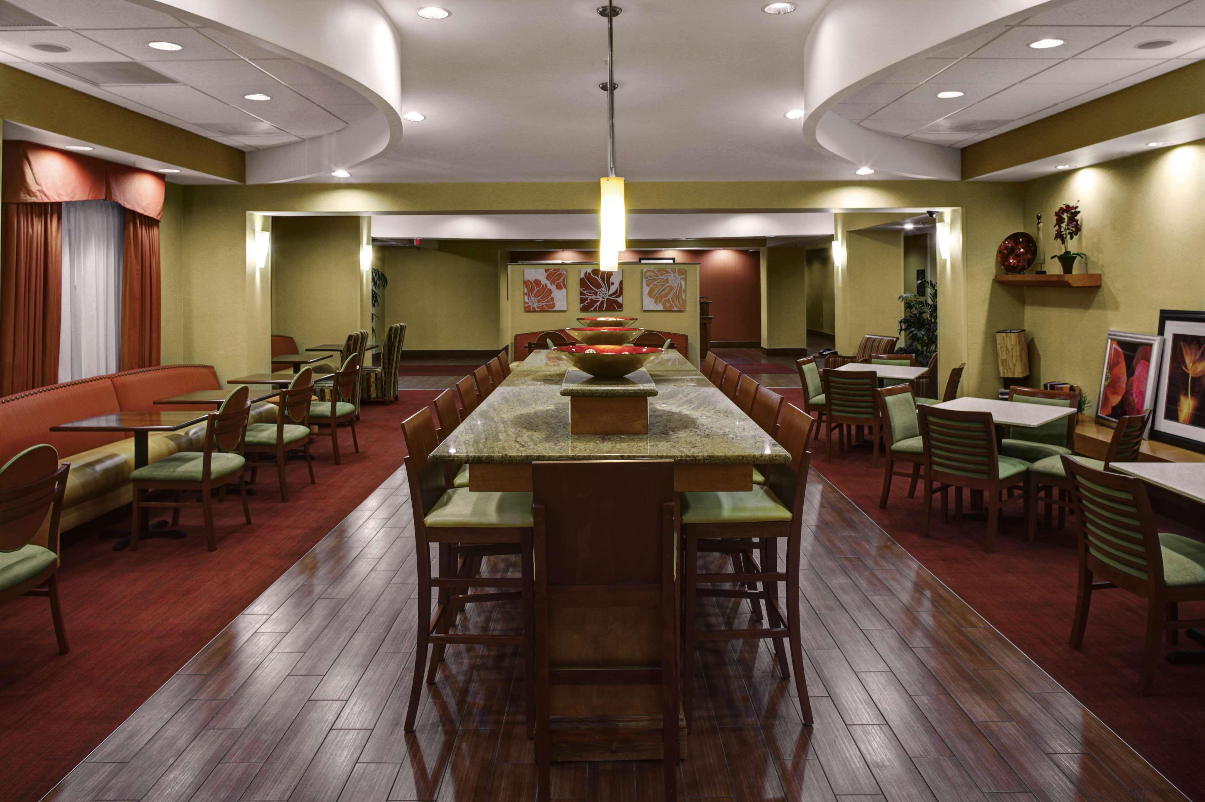Hampton Inn Petersburg - Southpark Mall Colonial Heights Buitenkant foto