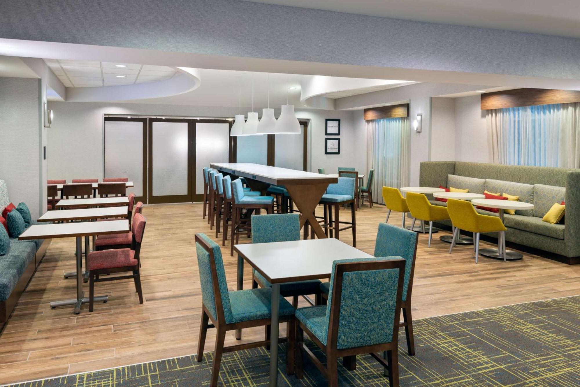Hampton Inn Petersburg - Southpark Mall Colonial Heights Buitenkant foto