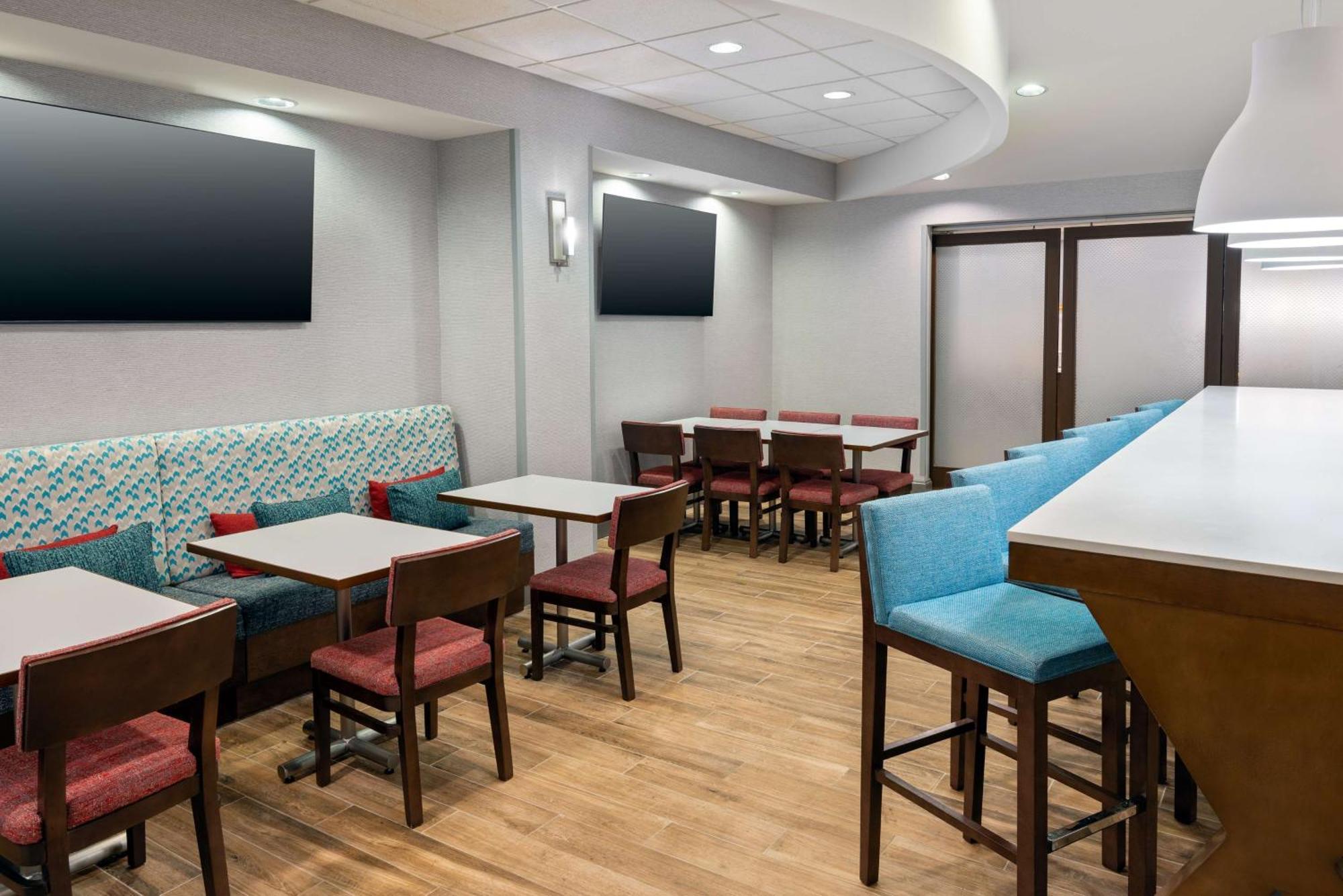 Hampton Inn Petersburg - Southpark Mall Colonial Heights Buitenkant foto